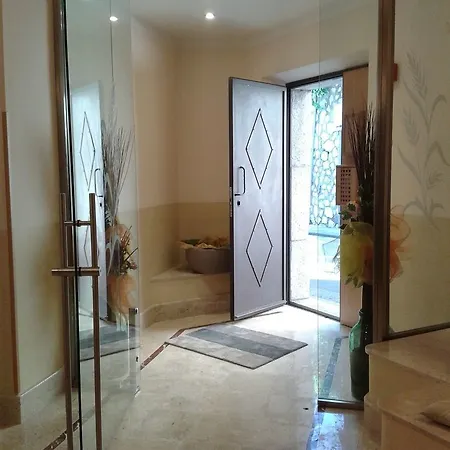 Hotel Domus Nazarena