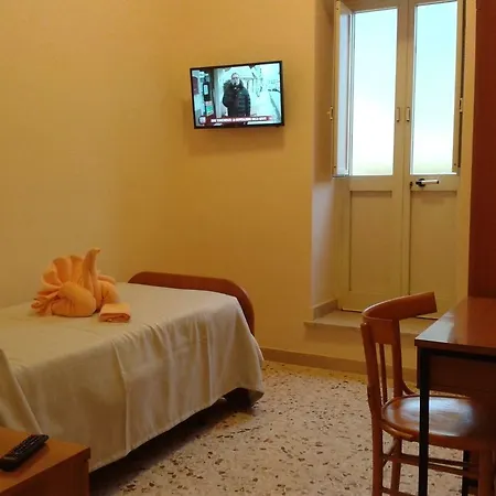Hotel Domus Nazarena *